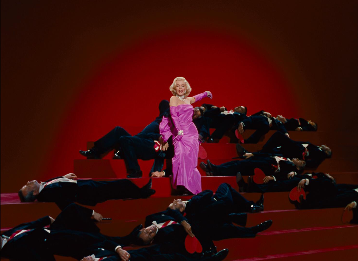 Fra GENTLEMEN PREFER BLONDES